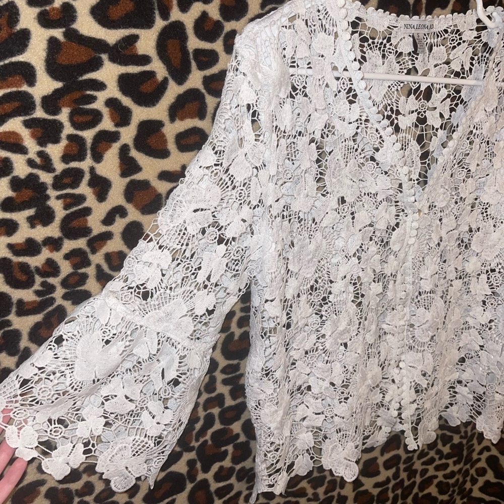 Cover Flower Top / NEVER WORN